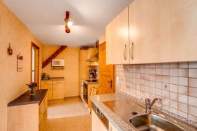 Wohnung 2 Kueche mit Abstellflaeche